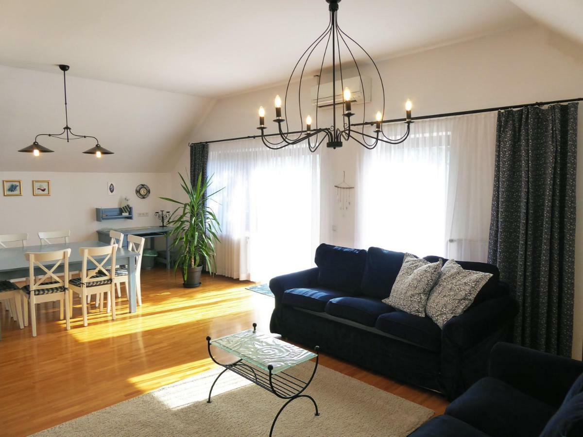 Apartment Galerija 라도블리차 외부 사진